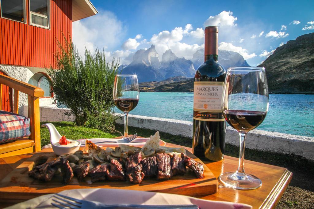 Torres del Paine National Park Hosteria Pehoe المظهر الخارجي الصورة