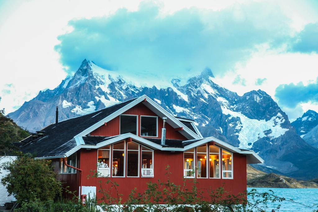 Torres del Paine National Park Hosteria Pehoe المظهر الخارجي الصورة