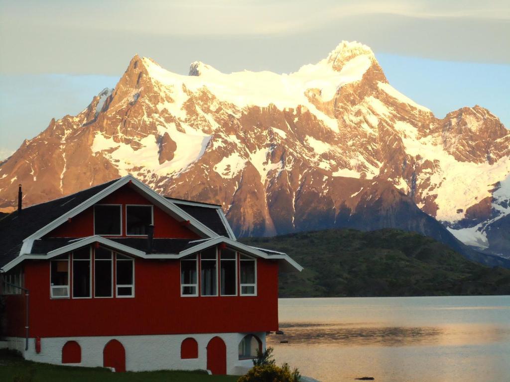 Torres del Paine National Park Hosteria Pehoe المظهر الخارجي الصورة